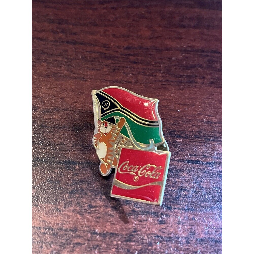 Vintage 1988 Seoul Olympics Coca‎ Cola Hodori Tiger Vanuatu Flag Lapel Pin